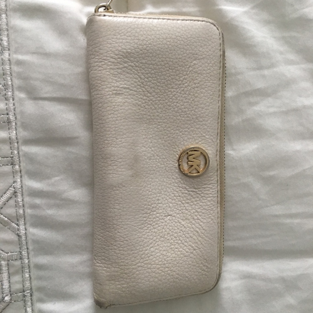 Michael Kors wallet